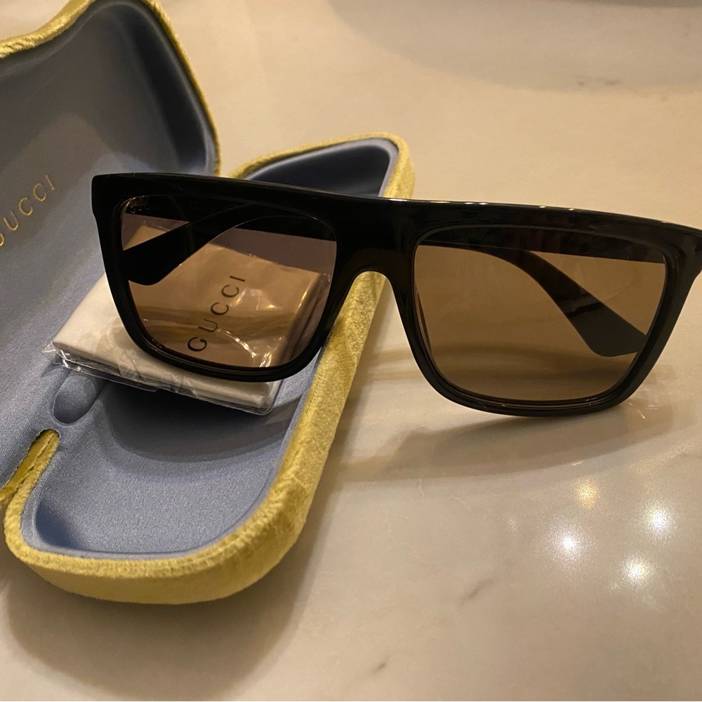 Gucci sunglasses- brand new